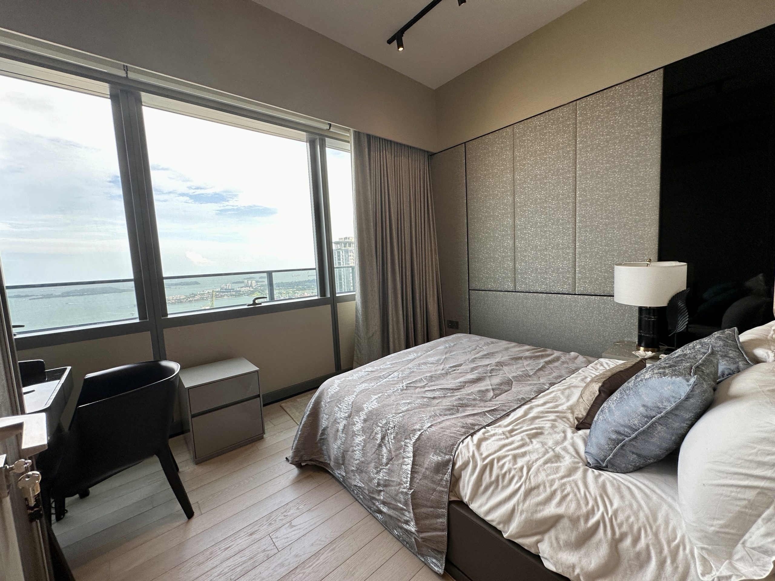 Premium bedroom with high-floor view at Wallich Residence